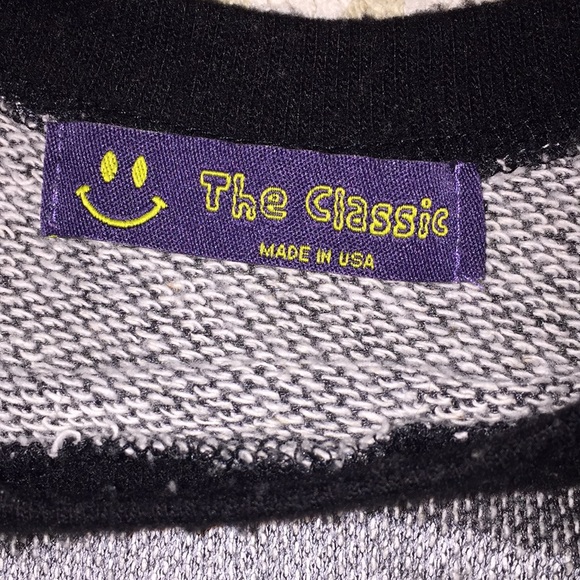 PANDA Embellished T-shirt-Size Small - Picture 4 of 4